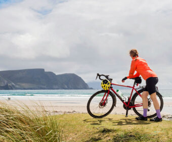 Hier könnte man Stundenlang Pause machen: Am Strand auf Achill Island ganz im Westen Irlands.